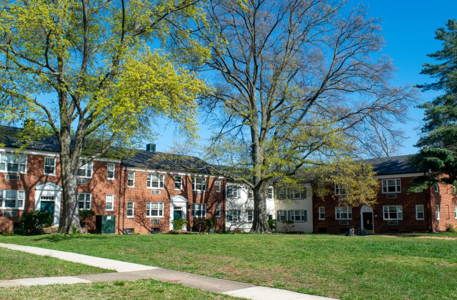 Barcroft Apartments exterior